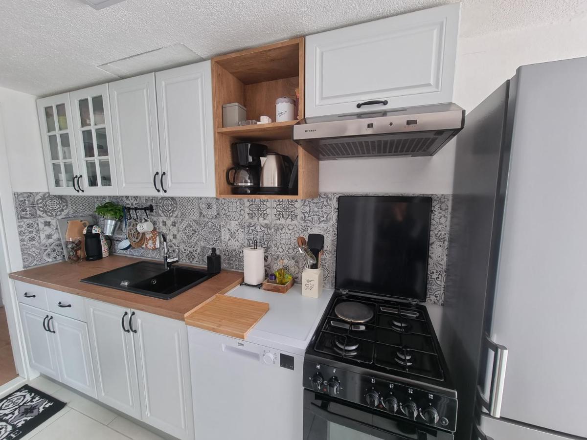שיבניק Apartments Radman מראה חיצוני תמונה