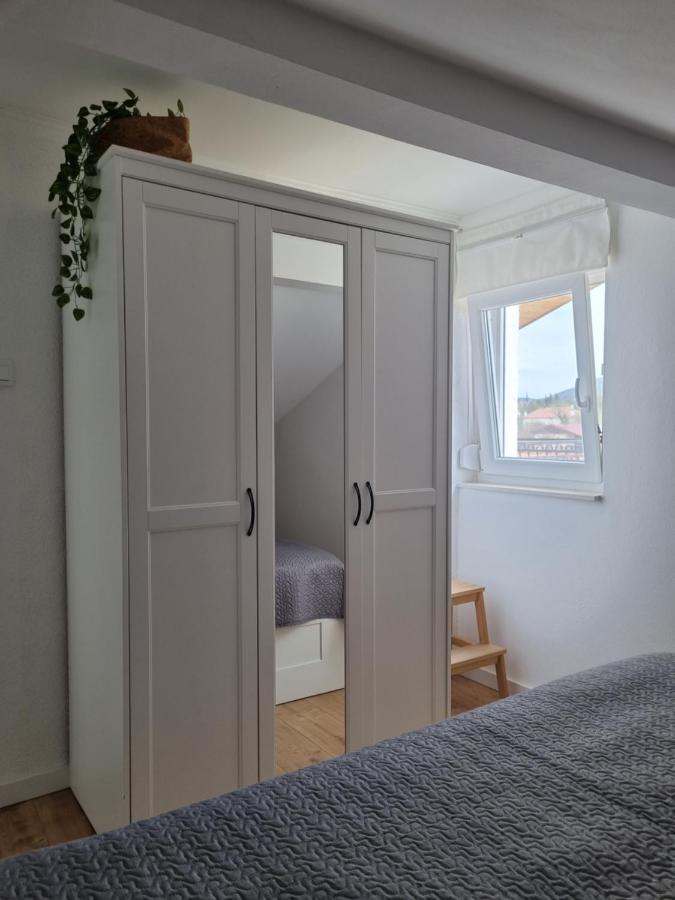 שיבניק Apartments Radman מראה חיצוני תמונה