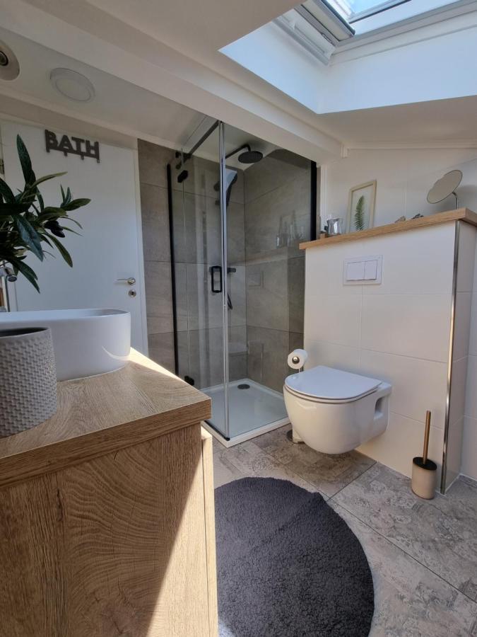 שיבניק Apartments Radman מראה חיצוני תמונה